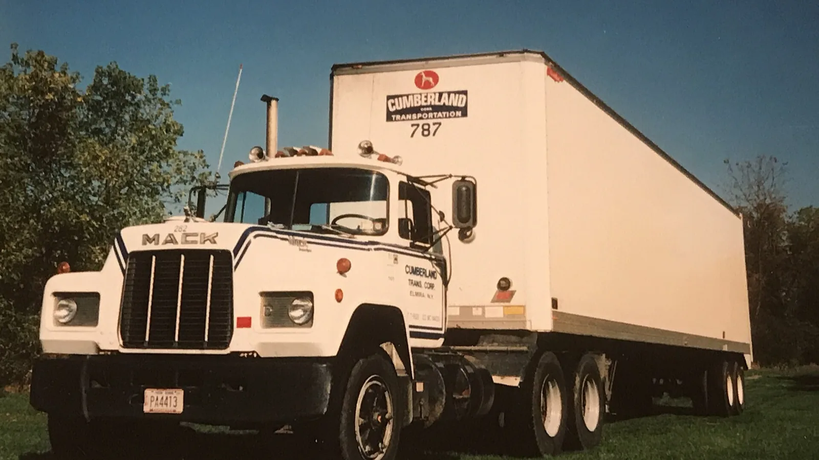 Mack Anthem 64T